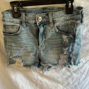 Size 4 American eagle short shorts high rise
